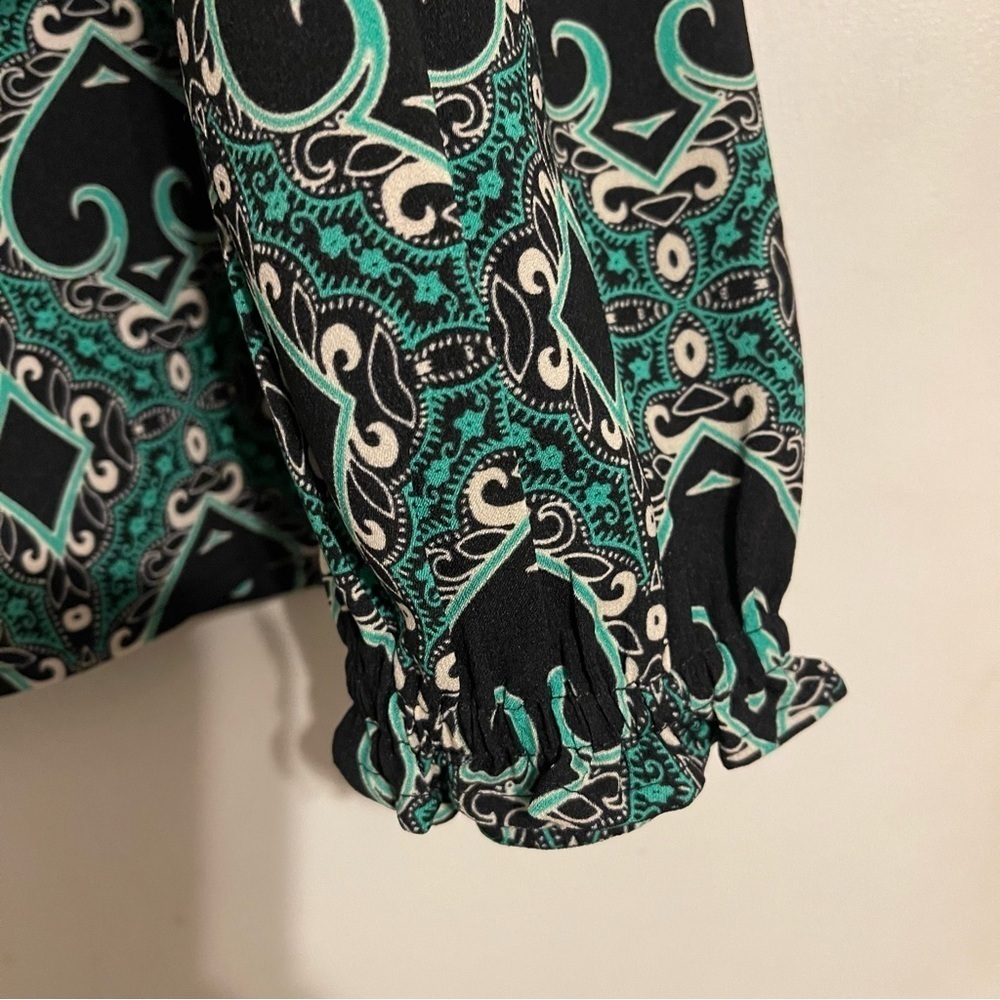 LOFT | Garden Shirred Blouse | Women Petite L - Picture 7 of 9